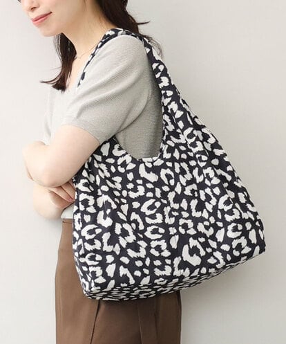 BJCJD69140 MK MICHEL KLEIN BAG [WEB限定/300g以下の軽量]アニマルプリントトートバッグ