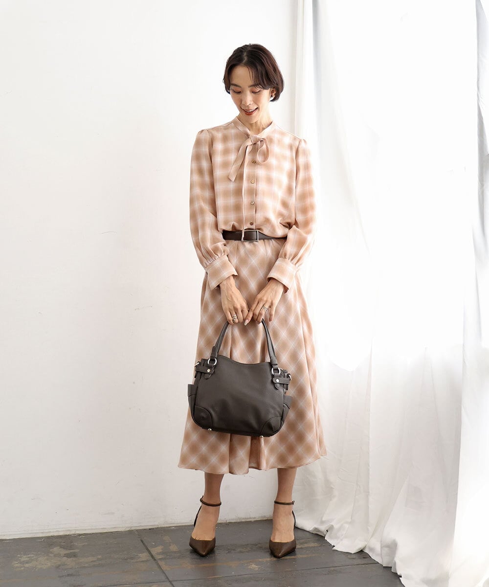 BKCAG08150 MK MICHEL KLEIN BAG(MK ミッシェルクラン バッグ) [2WAY]サイドポケットデザイントートバッグ オレンジ