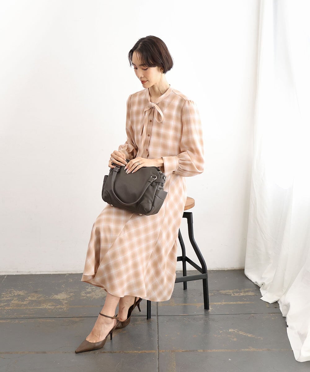 BKCAG08150 MK MICHEL KLEIN BAG(MK ミッシェルクラン バッグ) [2WAY]サイドポケットデザイントートバッグ オレンジ