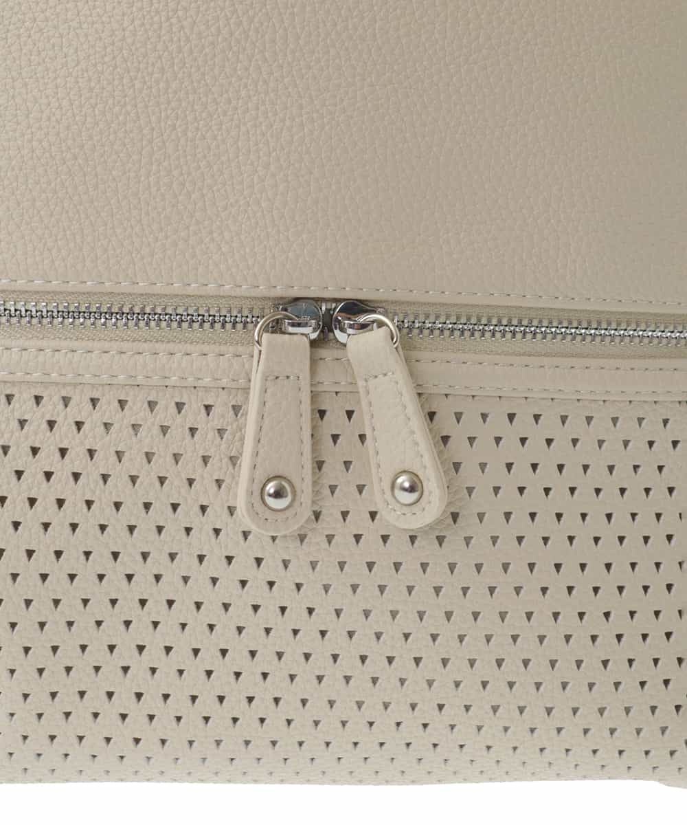 BKCGA26165 MK MICHEL KLEIN BAG(MK ミッシェルクラン バッグ) [2WAY/A4サイズ対応]パンチングデザイン変形トートバッグ マスタード