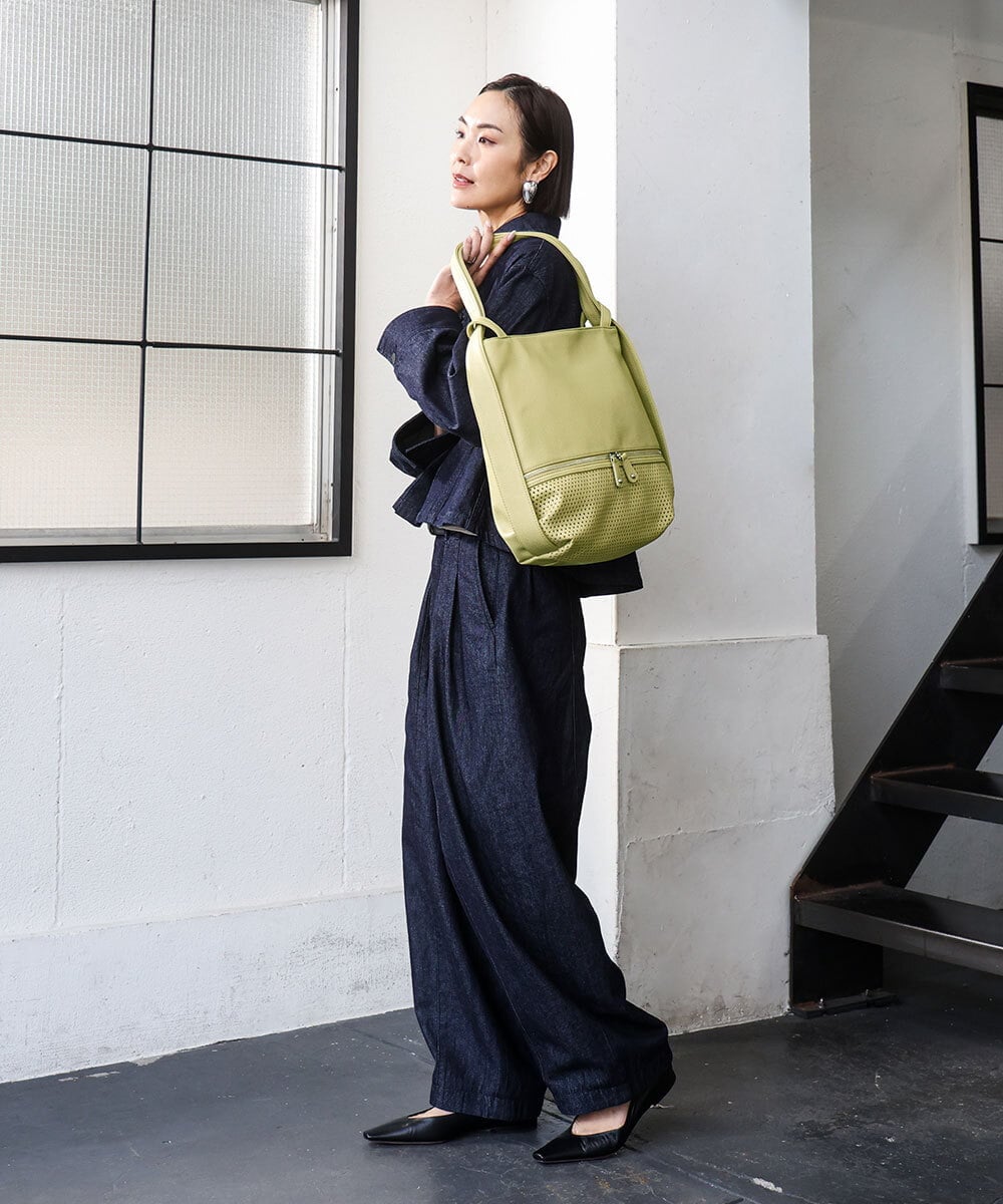 BKCGD26165 MK MICHEL KLEIN BAG(MK ミッシェルクラン バッグ) [2WAY]パンチングデザイン変形トートバッグ ベージュ