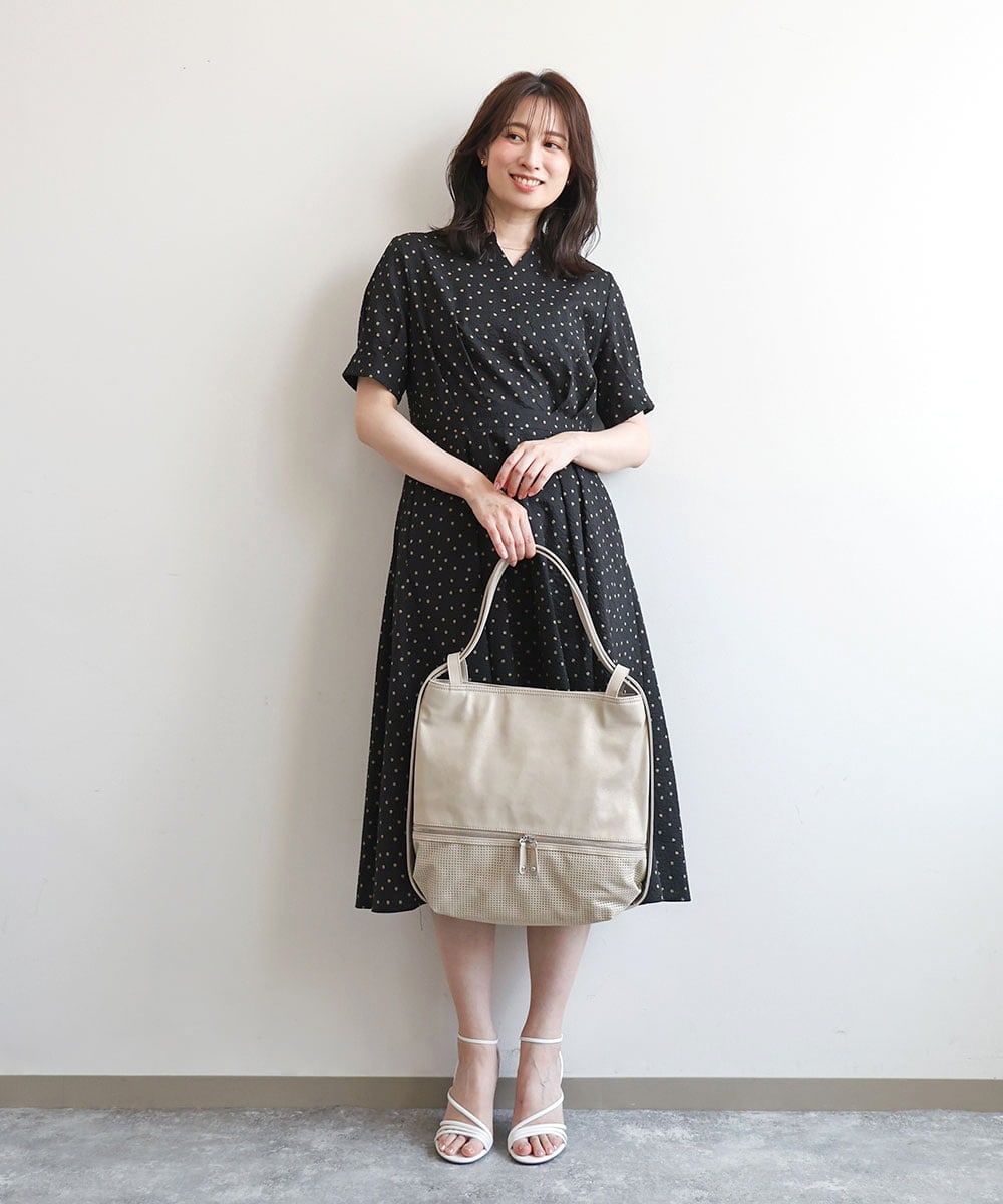 BKCGD26165 MK MICHEL KLEIN BAG(MK ミッシェルクラン バッグ) [2WAY]パンチングデザイン変形トートバッグ ベージュ