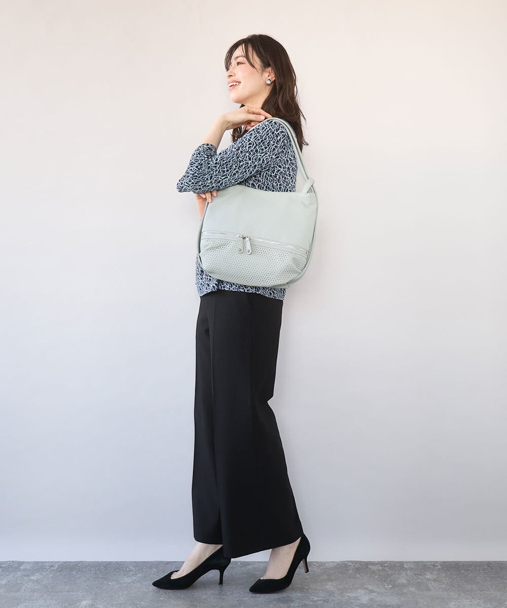 BKCGD28155 MK MICHEL KLEIN BAG(MK ミッシェルクラン バッグ) [2WAY]パンチングデザイン変形ミニトートバッグ ライトブルー