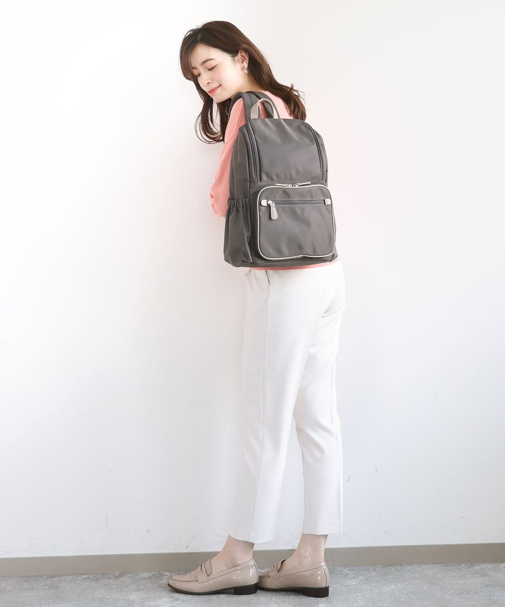 BKRAD96170 MK MICHEL KLEIN BAG(MK ミッシェルクラン バッグ) [撥水/A4収納可]スクエアデザインバックパック グレージュ×ベージュ