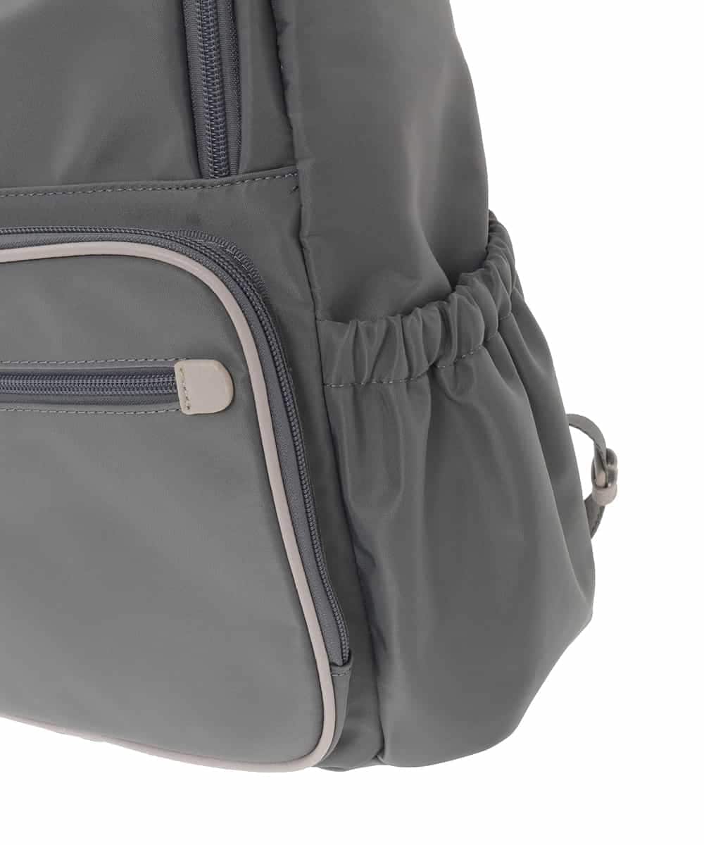 BKRAD96170 MK MICHEL KLEIN BAG(MK ミッシェルクラン バッグ) [撥水/A4収納可]スクエアデザインバックパック グレージュ×ベージュ