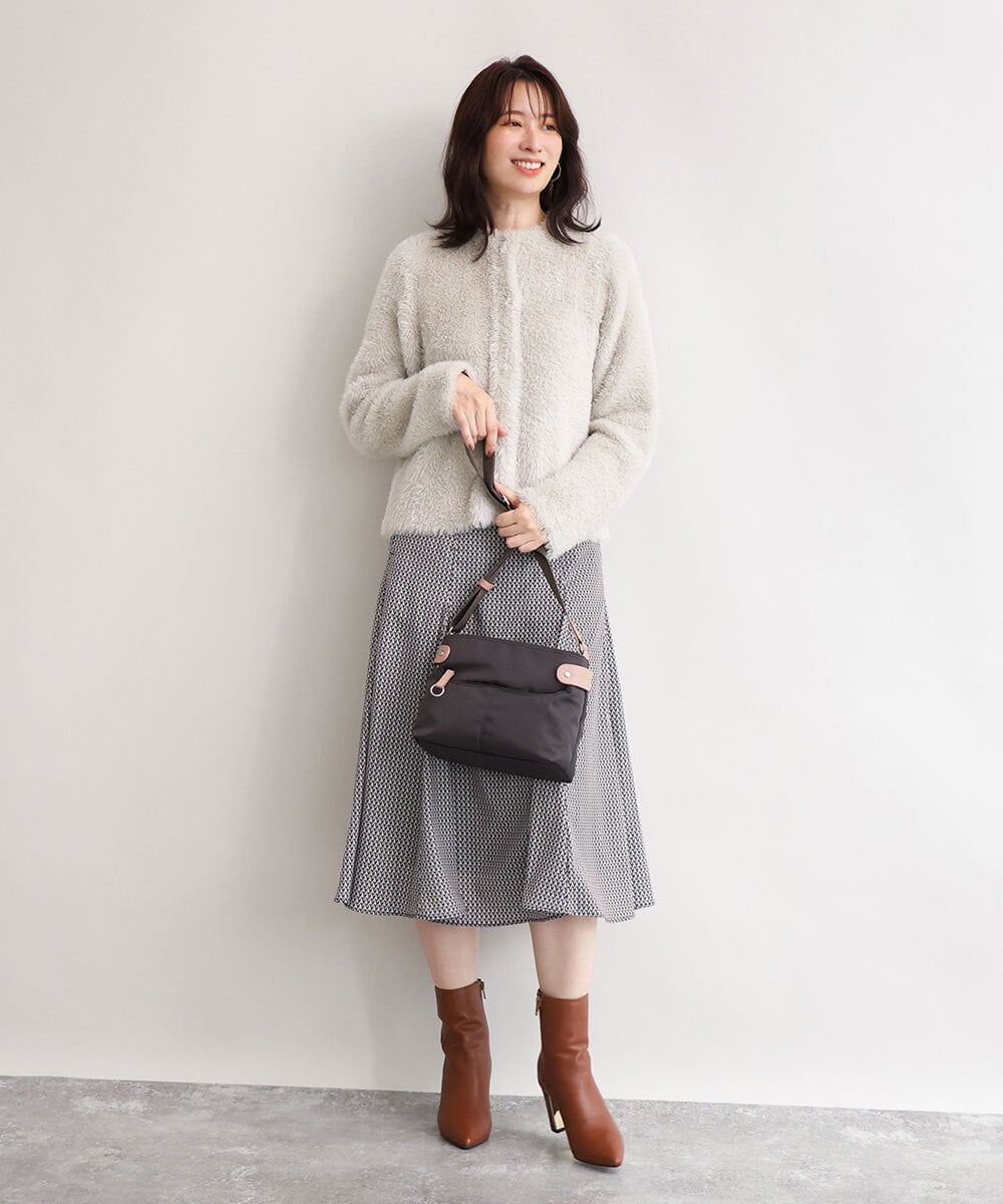 BKRAG91140 MK MICHEL KLEIN BAG(MK ミッシェルクラン バッグ) [撥水/軽量]アクセントレザーコンパクトショルダーバッグ ベージュ×グリーン