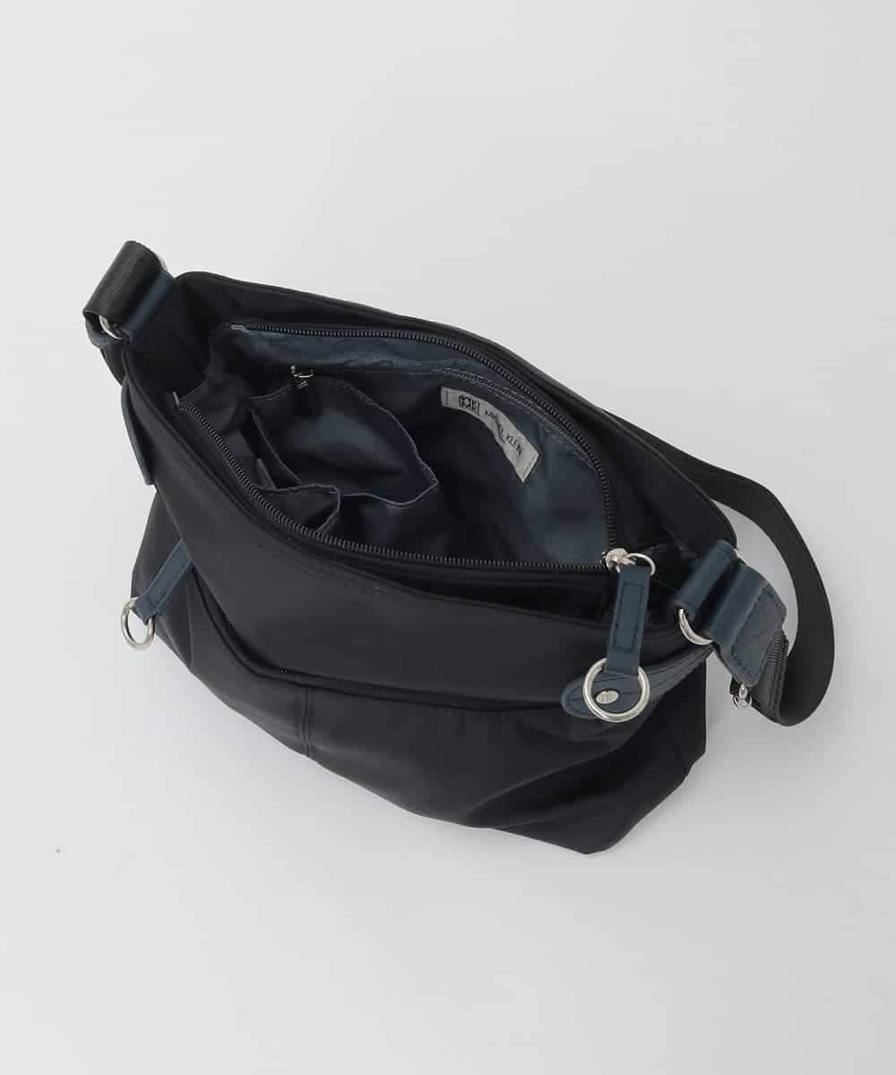 BKRAG91140 MK MICHEL KLEIN BAG(MK ミッシェルクラン バッグ) [撥水/軽量]アクセントレザーコンパクトショルダーバッグ ベージュ×グリーン