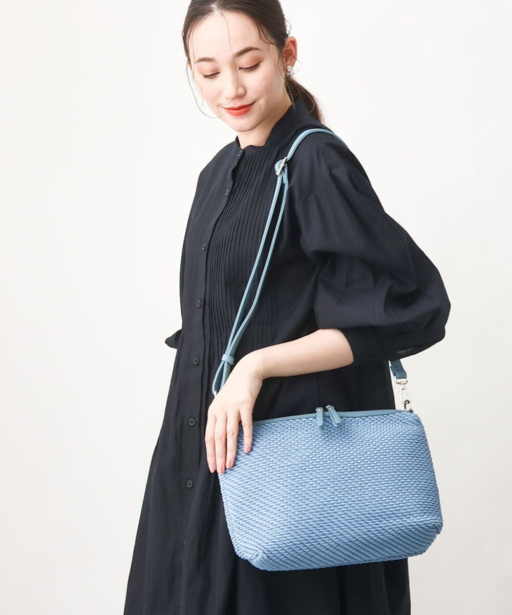 BPCEV23150 MK MICHEL KLEIN BAG(MK ミッシェルクラン バッグ) [2WAY]アクセントカラーエンボスメッシュバッグ ライトブルー