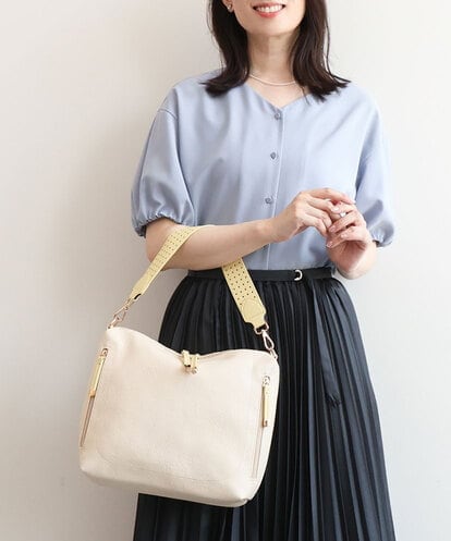BPCGD62140 MK MICHEL KLEIN BAG [2WAY]合成皮革パンチングワンショルダースクエアバッグ
