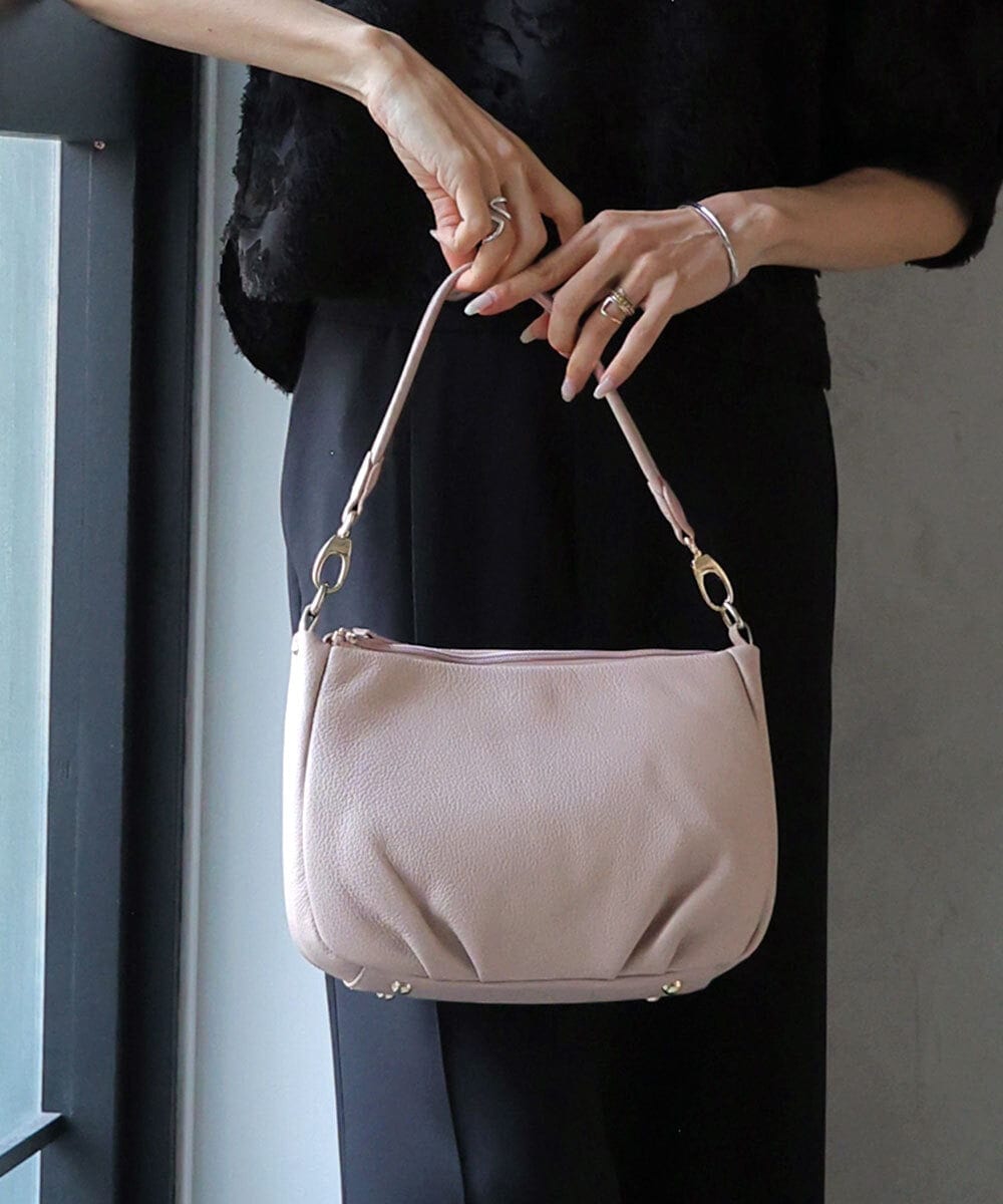 BPKAG01260 MK MICHEL KLEIN BAG(MK ミッシェルクラン バッグ) [2WAY]ラウンドタック牛革ワンハンドルバッグ グレージュ