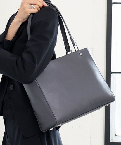 BPKAG04300 MK MICHEL KLEIN BAG [2WAY/A4収納可]メタルポイント牛革トートバッグ