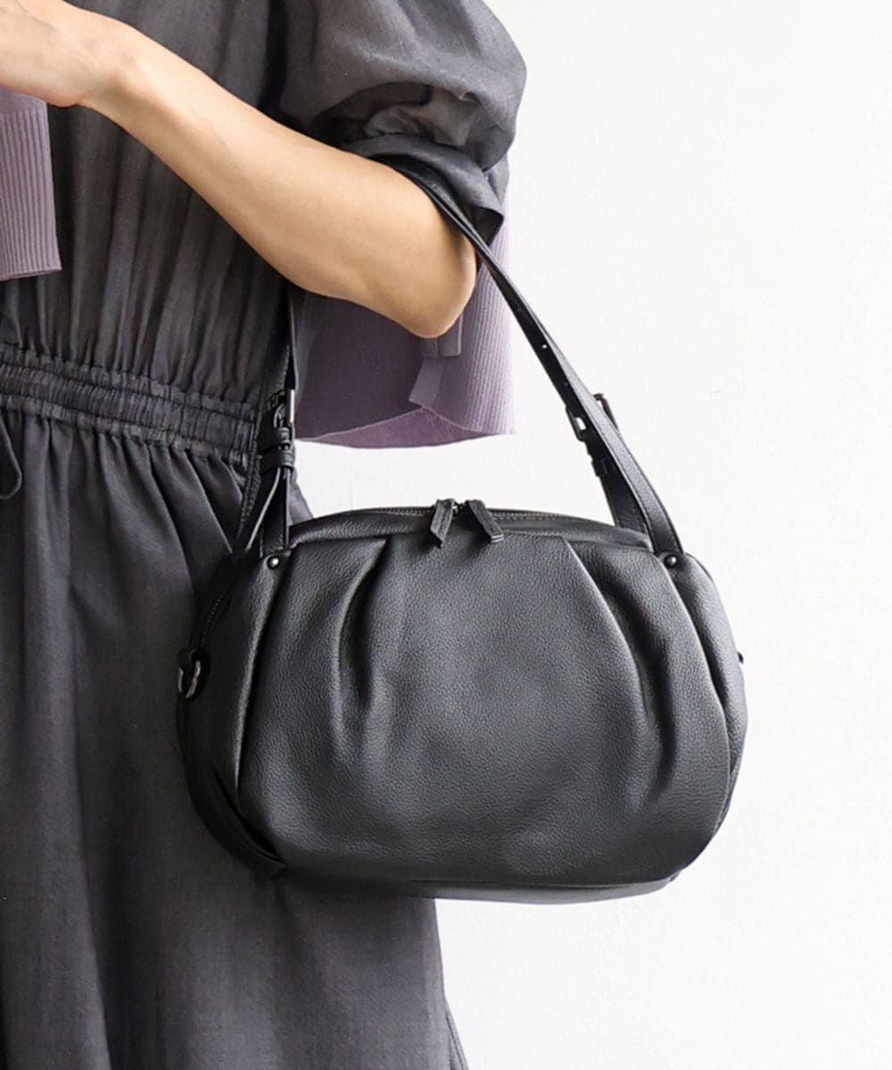 BPKAG09290 MK MICHEL KLEIN BAG(MK ミッシェルクラン バッグ) [2WAY]ベルトハンドルタックデザイントート ブラック