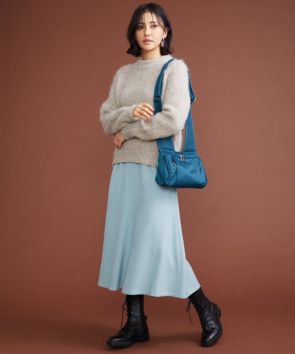 BPRAS01140 MK MICHEL KLEIN BAG(MK ミッシェルクラン バッグ) 【人間工学デザイン】コンパクトショルダーバッグ グリーン