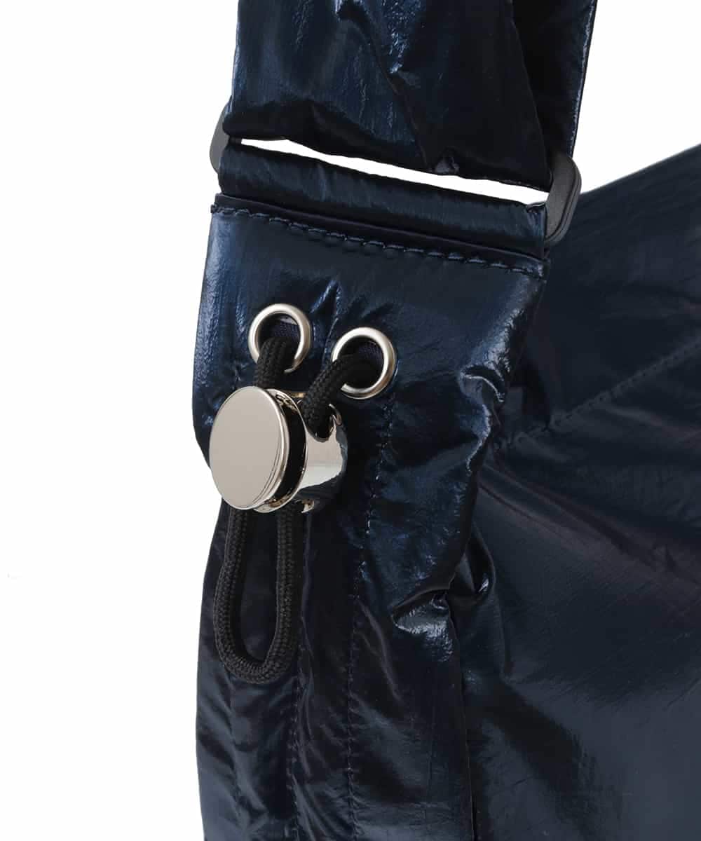 BPRAV23130 MK MICHEL KLEIN BAG(MK ミッシェルクラン バッグ) ドロストデザインメタリックショルダーバッグ ネイビー