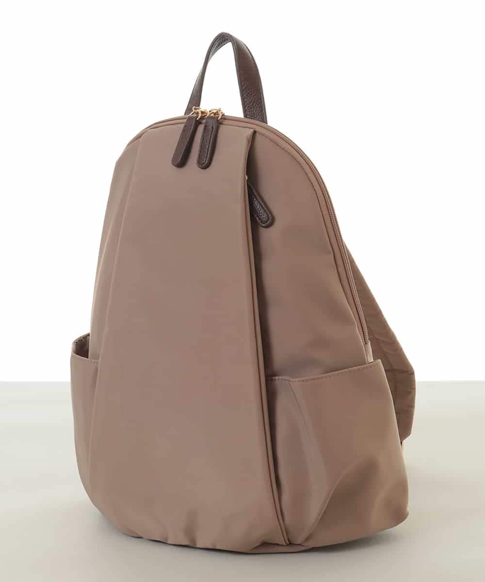 BPRJA74160 MK MICHEL KLEIN BAG(MK ミッシェルクラン バッグ) [撥水/A4収納可]タックデザインラウンドジップリュック ベージュ