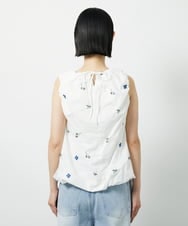 CTBID01060 TONEA(トネア) フラワー刺繍 バルーンノースリーブブラウス ホワイト