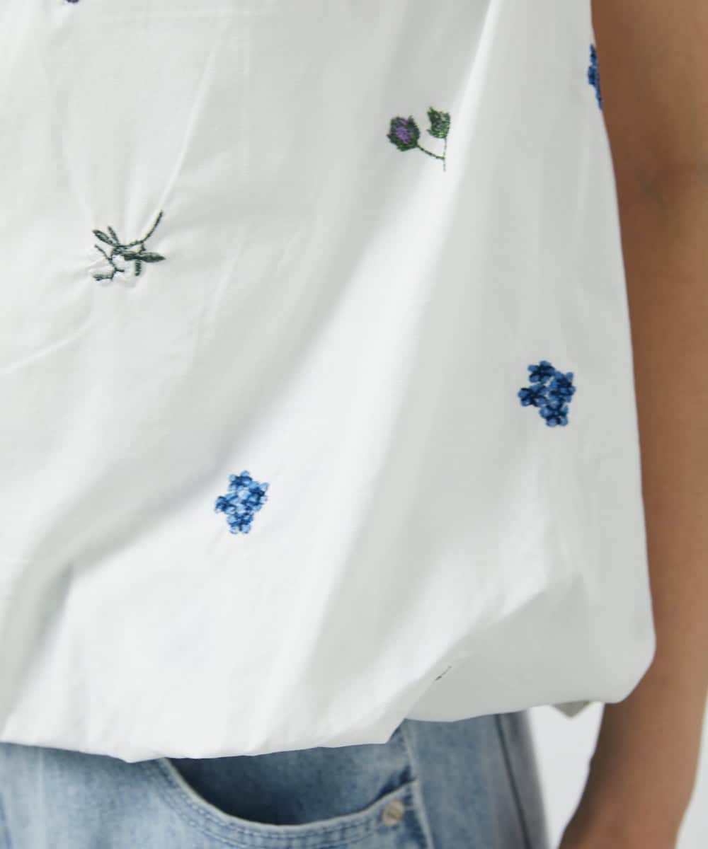 CTBID01060 TONEA(トネア) フラワー刺繍 バルーンノースリーブブラウス ホワイト