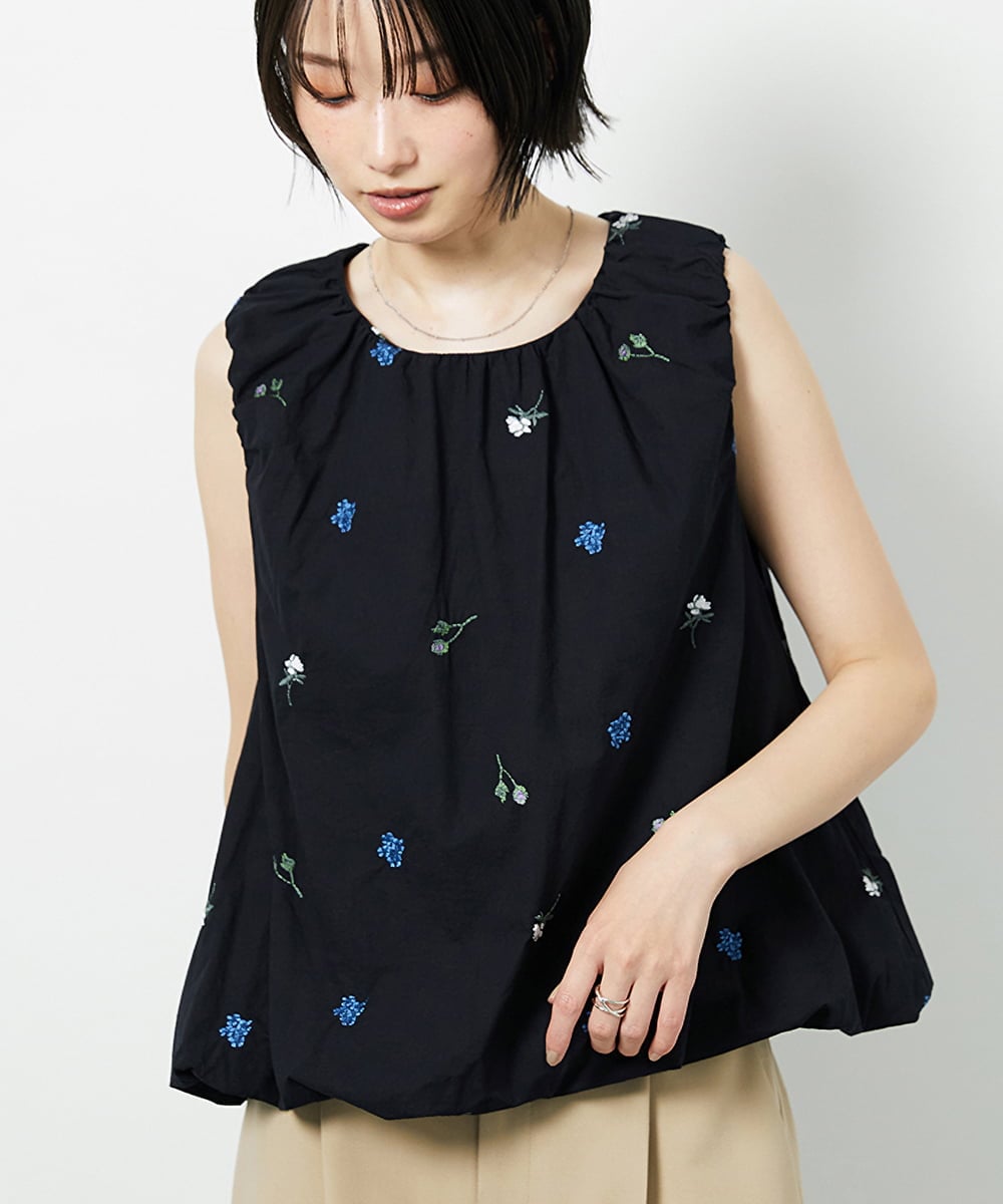 CTBID01060 TONEA(トネア) フラワー刺繍 バルーンノースリーブブラウス ブラック