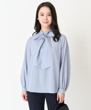 F1BFA02150 MK MICHEL KLEIN(小さいサイズ)(メゾン ドゥ サンク) 【小さいサイズ】ボウタイ付きスタンドカラーブラウス ライトブルー