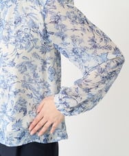 F1BFA07140 MK MICHEL KLEIN(小さいサイズ)(メゾン ドゥ サンク) 【小さいサイズ】花柄シフォンブラウス/洗える/セットアップ対応 アイボリー