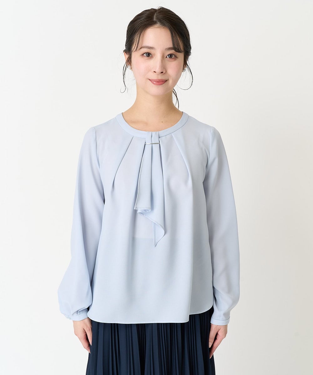 F1BFA66130 MK MICHEL KLEIN(小さいサイズ)(メゾン ドゥ サンク) 【小さいサイズ】マルチwayボウタイブラウス/洗える ライトブルー