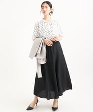 F1BGD51150 MK MICHEL KLEIN(小さいサイズ)(メゾン ドゥ サンク) 【小さいサイズ】[UVカット/接触冷感/洗濯機で洗える]フレアスリーブ幾何柄ブラウス ネイビー