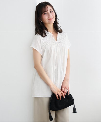 F1BGD52170 MK MICHEL KLEIN(小さいサイズ) 【小さいサイズ】[洗える]ハンドスモッキングブラウス