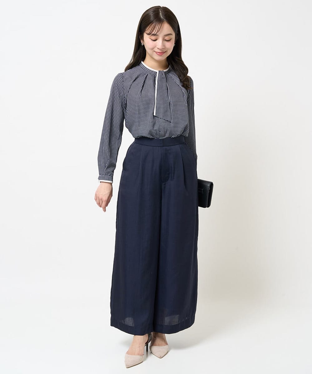 F1LGA32170 MK MICHEL KLEIN(小さいサイズ)(メゾン ドゥ サンク) 【小さいサイズ】サテンワイドシルエットパンツ/洗える/セットアップ対応 ネイビー