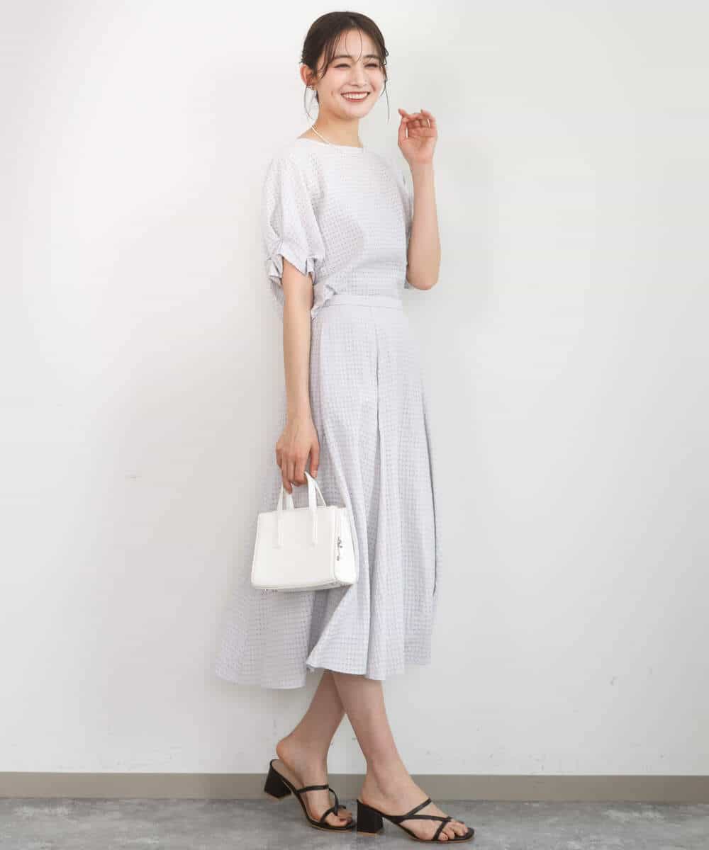 FKBGD45160 MK MICHEL KLEIN(MK ミッシェルクラン) [洗える]シアーチェック柄タックスリーブブラウス ライトグレー