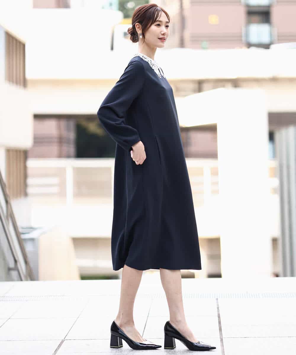 FKEFD13230 MK MICHEL KLEIN(MK ミッシェルクラン) [防シワ/洗える]レース衿付きサックワンピース ネイビー