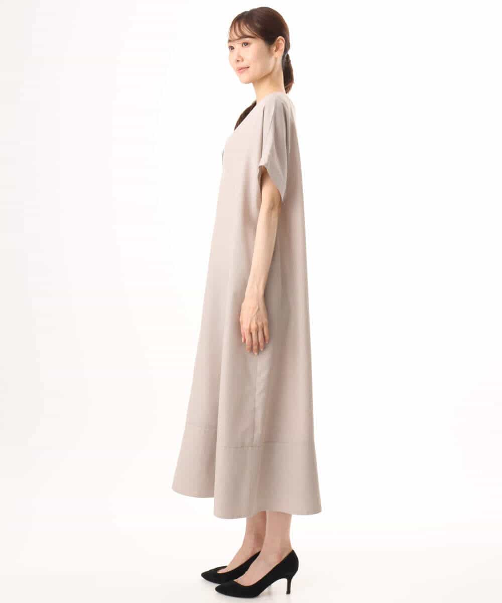 FKEJD70230 MK MICHEL KLEIN(MK ミッシェルクラン) [洗える]深V開きサックワンピース ベージュ