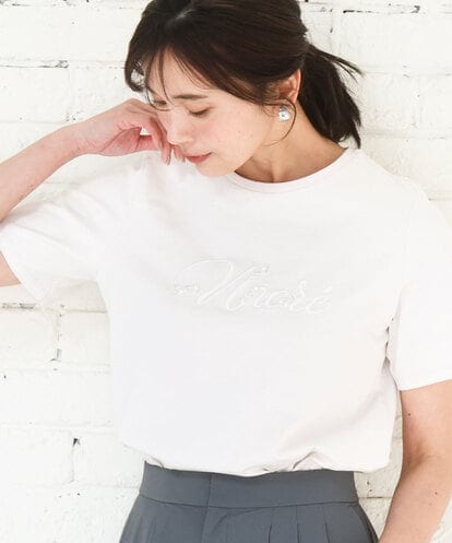FKKGD30090  [洗える]ビーズ刺繍ロゴTシャツ