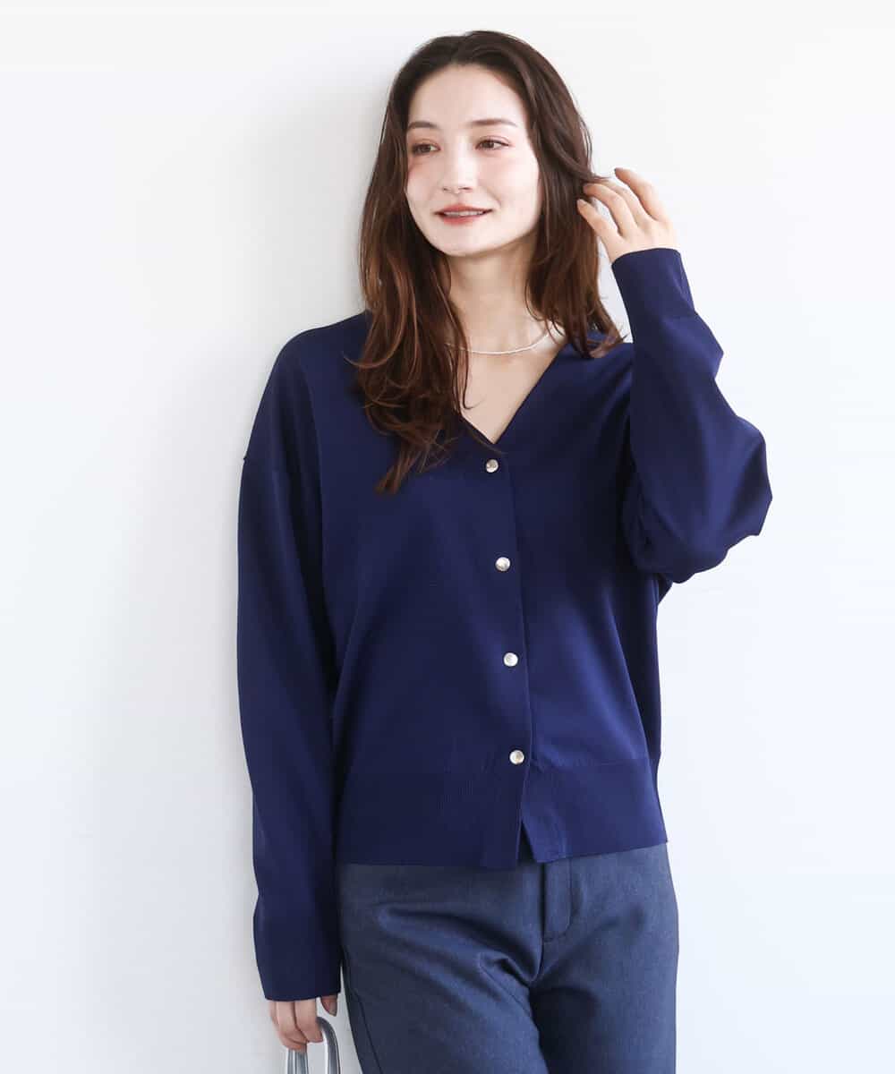 FKSGD21160 MK MICHEL KLEIN(MK ミッシェルクラン) [洗える]ドット釦Vネックカーディガン(無地・ボーダー) ネイビー（無地）