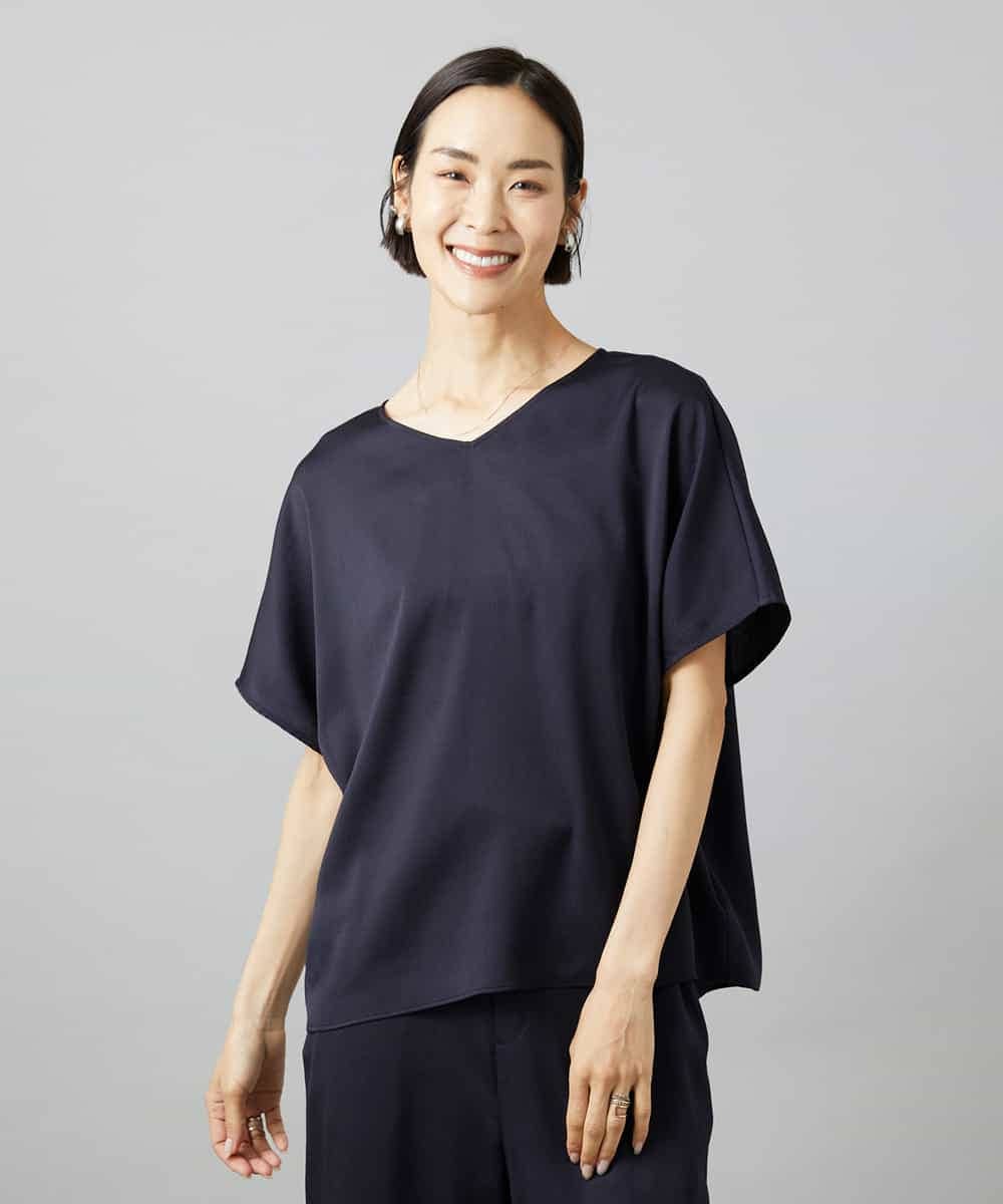 FMBHD02170 MICHEL KLEIN(ミッシェルクラン) [セットアップ対応]Vネックサテンオーバーブラウス ネイビー