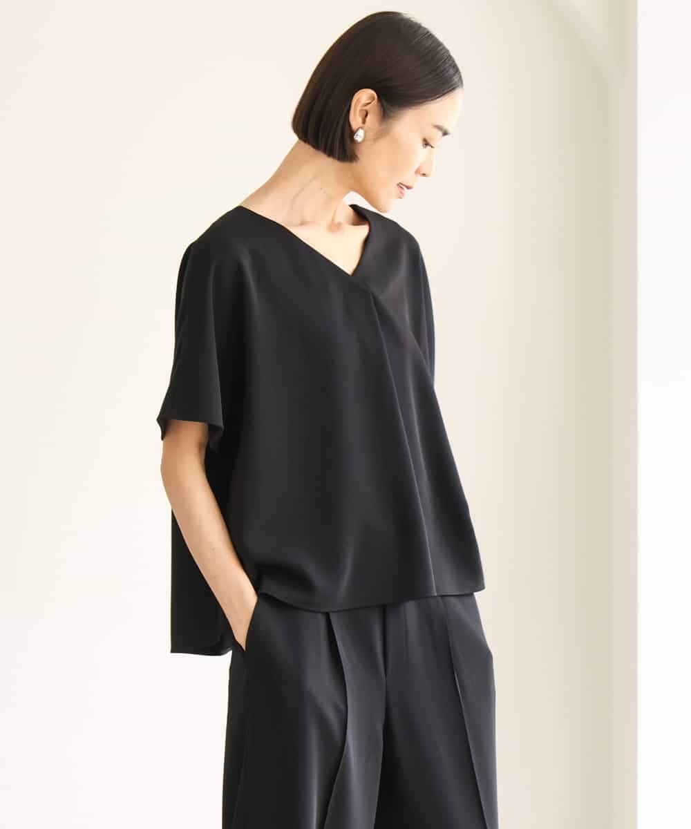 FMBJD03200 MICHEL KLEIN(ミッシェルクラン) [セットアップ対応]Vネックフレアブラウス ブラック
