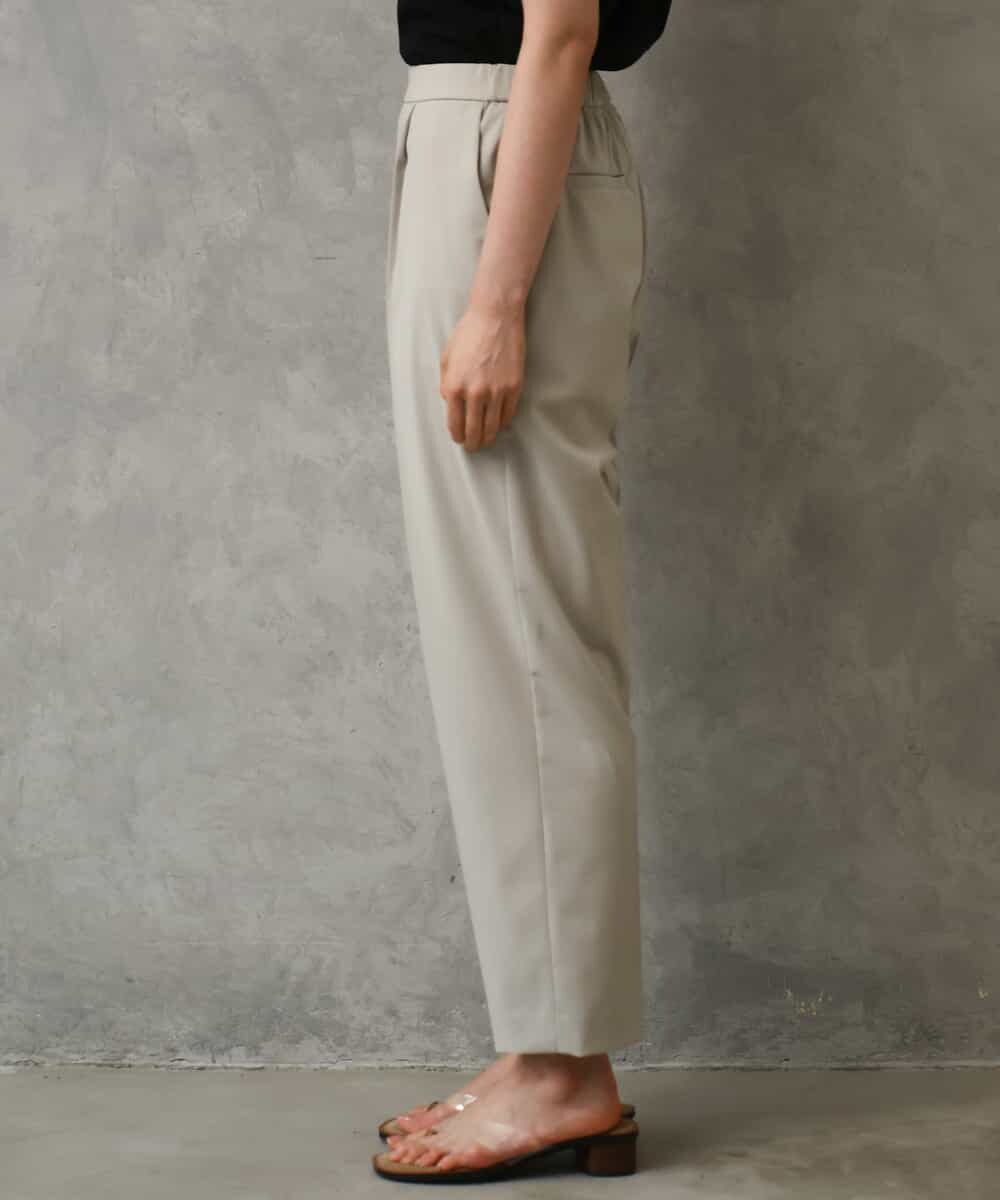 FMLGD06220 MICHEL KLEIN(ミッシェルクラン) [リラックスボトム]テーパードパンツ ベージュ