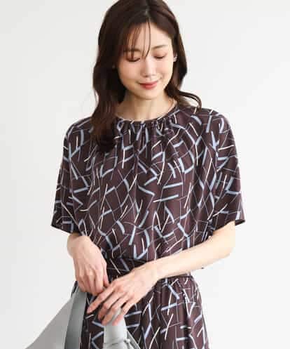 FOBHD68140 MK MICHEL KLEIN [接触冷感/洗える]アートプリントブラウス