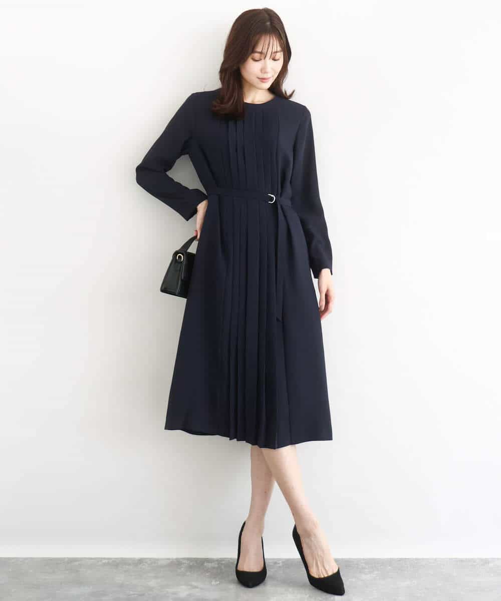 FUEDD03230 MK MICHEL KLEIN(MK ミッシェルクラン) [洗える]サテンジョーゼット プリーツワンピース ライトグレー