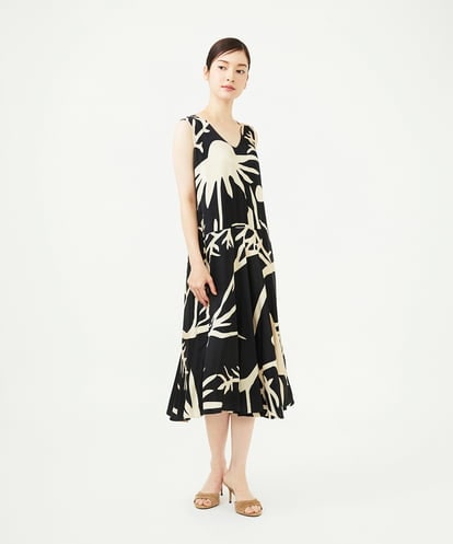GBEAG01700 Sybilla フラワーシルエットプリントドレス