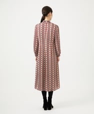 GBECD01700 Sybilla(シビラ) ジオメトリックオパールハイネックドレス レッド系