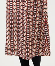 GBECD01700 Sybilla(シビラ) ジオメトリックオパールハイネックドレス レッド系