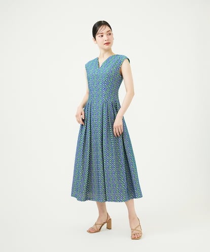 GBEYD05100 Sybilla スクエアドット刺繍ドレス