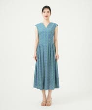 GBEYD05100 Sybilla(シビラ) スクエアドット刺繍ドレス ブルー系