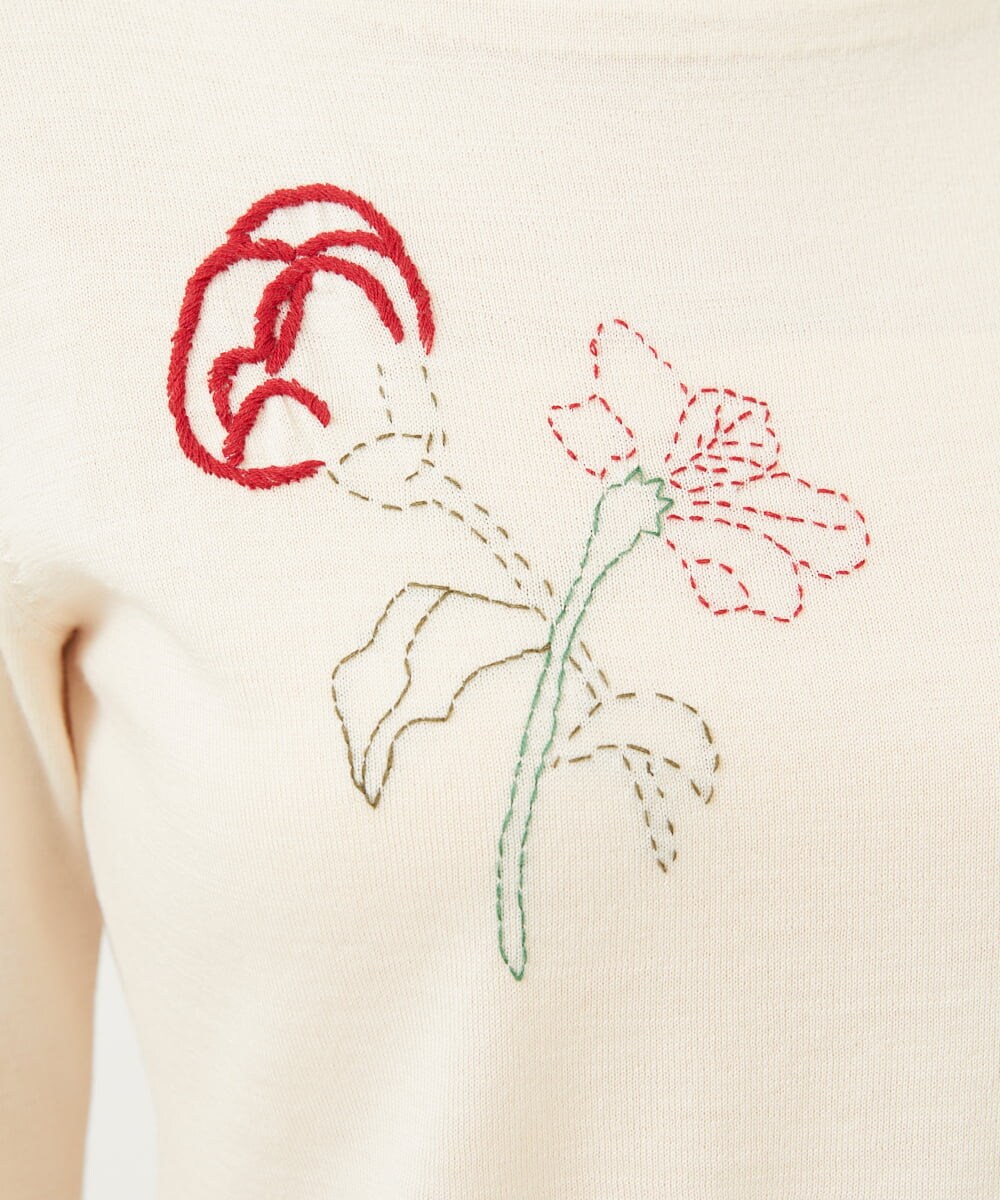 GBFAD34500 Sybilla(シビラ) ステッチフラワー刺繍プルオーバー アイボリー