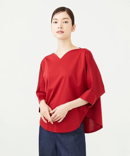 GBKJE35230 Sybilla ハートネックポンチカットソー