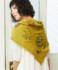 GG3FD30150 Jocomomola(ホコモモラ) ドン・キホーテ アニマルモチーフ刺繍大判スカーフ イエロー
