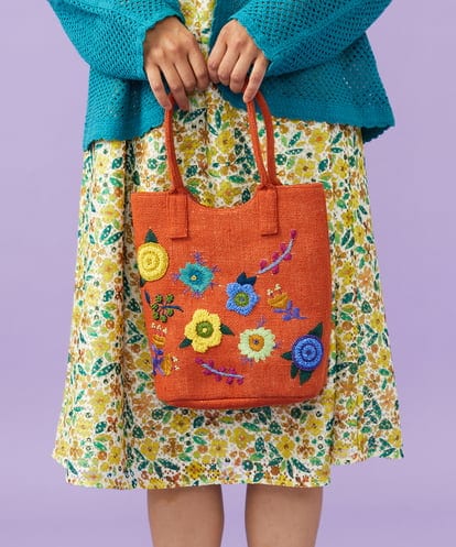 GG5FD30140  フラワービーズ刺繍トートバッグ