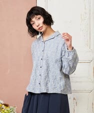 GJBDE41240 Jocomomola(ホコモモラ) フラワースカラップ総刺繍ブラウス ライトブルー