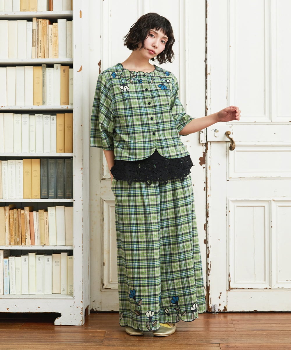 GJBGE02220 Jocomomola(ホコモモラ) Dulcinea チェックフラワースカラップ刺繍ブラウス グリーン×ブルー