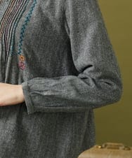 GJBLA31180 Jocomomola(ホコモモラ) Cama de flores コットンヘリンボーンブラウス グレー